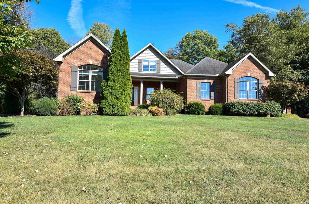 Photo of 144 Quail Crossing Drive, Boonville, IN 47601 (MLS # 202540391)