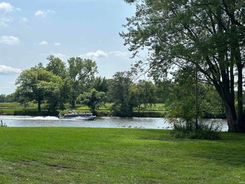 Tiny photo for 7708 N Barekman Court, Monticello, IN 47960 (MLS # 202613244)