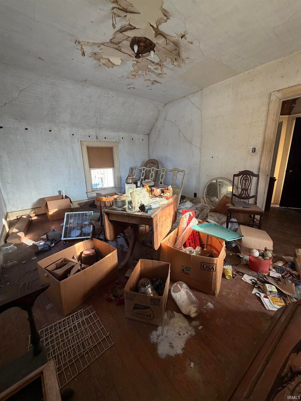 Photo of 301 E 5th Street, Peru, IN 46970 (MLS # 202549601)