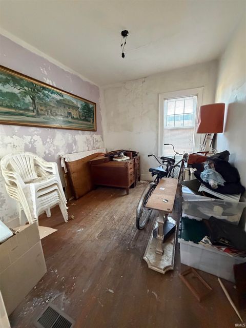 Tiny photo for 301 E 5th Street, Peru, IN 46970 (MLS # 202549601)