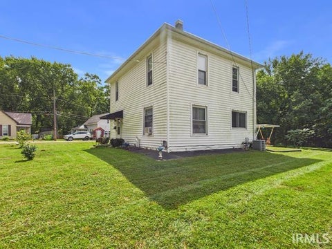 Tiny photo for 1121 Smith Street, Logansport, IN 46947 (MLS # 202638055)