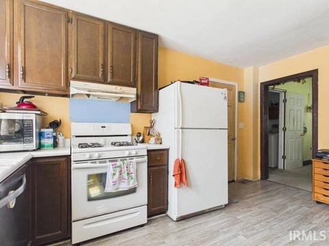 Tiny photo for 1121 Smith Street, Logansport, IN 46947 (MLS # 202638055)