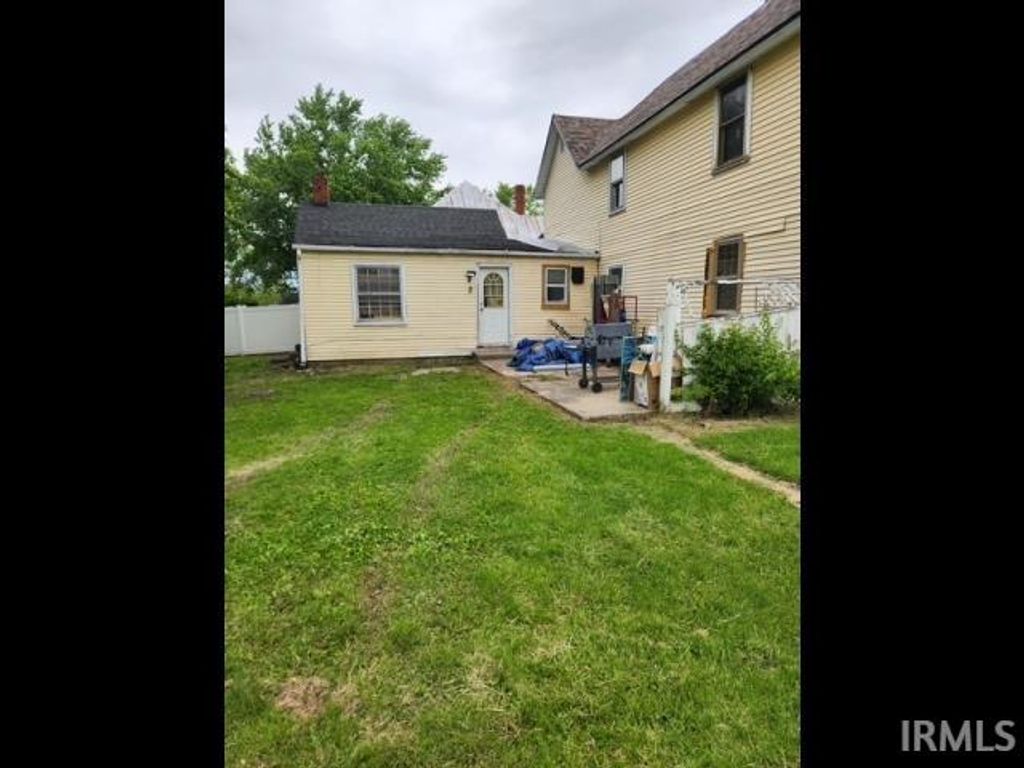 Photo of 306 N Fulton Street, Parker City, IN 47368 (MLS # 202618076)