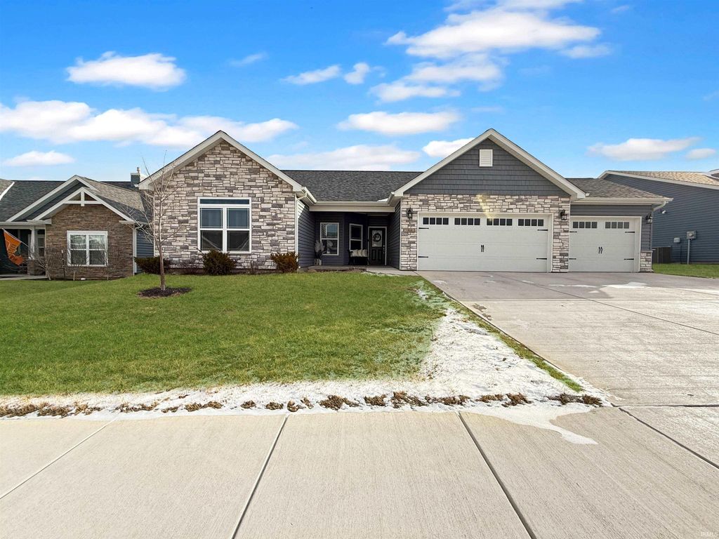 Photo of 1814 Southridge Drive, Frankfort, IN 46041 (MLS # 202602201)