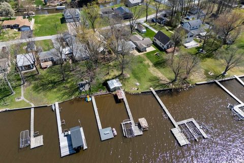 Tiny photo for 11068 N Lower Lake Shore Drive, Monticello, IN 47960 (MLS # 202612226)