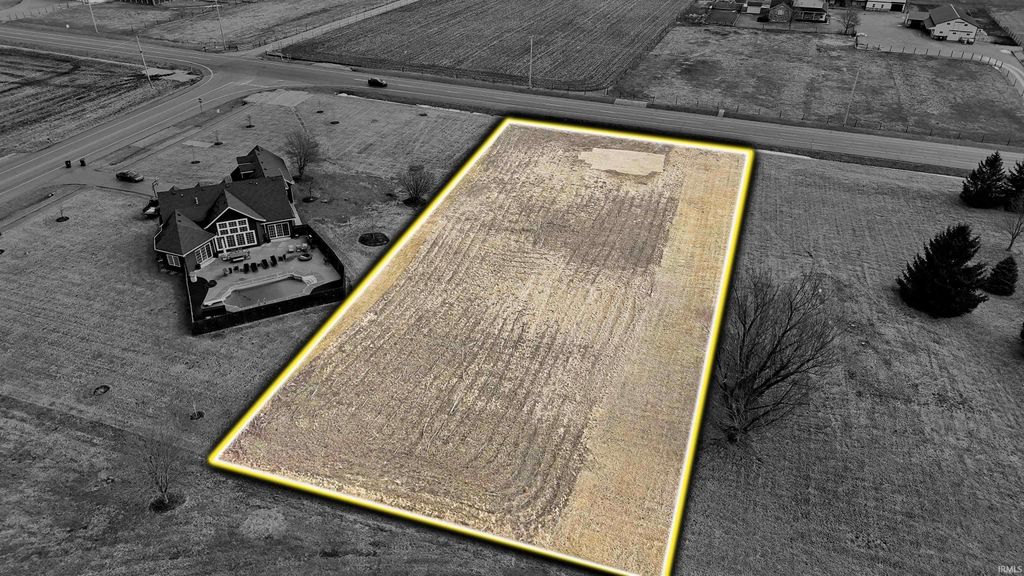 Photo of 8849 Schwartz Road, Fort Wayne, IN 46835 (MLS # 202607629)