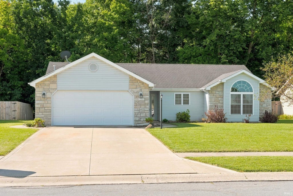 Photo of 2109 McNair Lane, Auburn, IN 46706 (MLS # 202634968)