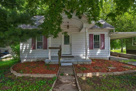 Photo for 704 W Linn Street