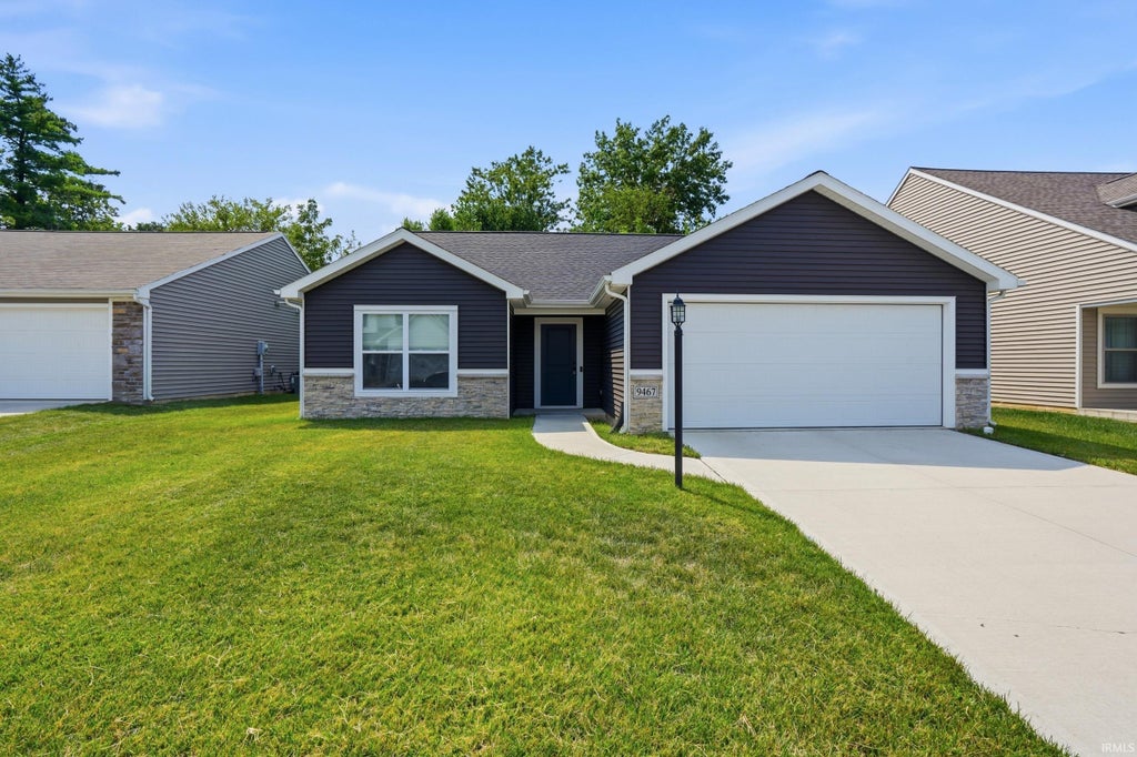 Photo of 9467 Cappelli Way, Fort Wayne, IN 46825 (MLS # 202632009)