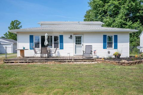 Photo of 5808 W Jackson Street, Muncie, IN 47304 (MLS # 202602731)