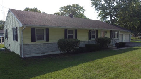 Photo of 1201 Jackson Blvd BLVD, Rochester, IN 46975 (MLS # 202636532)