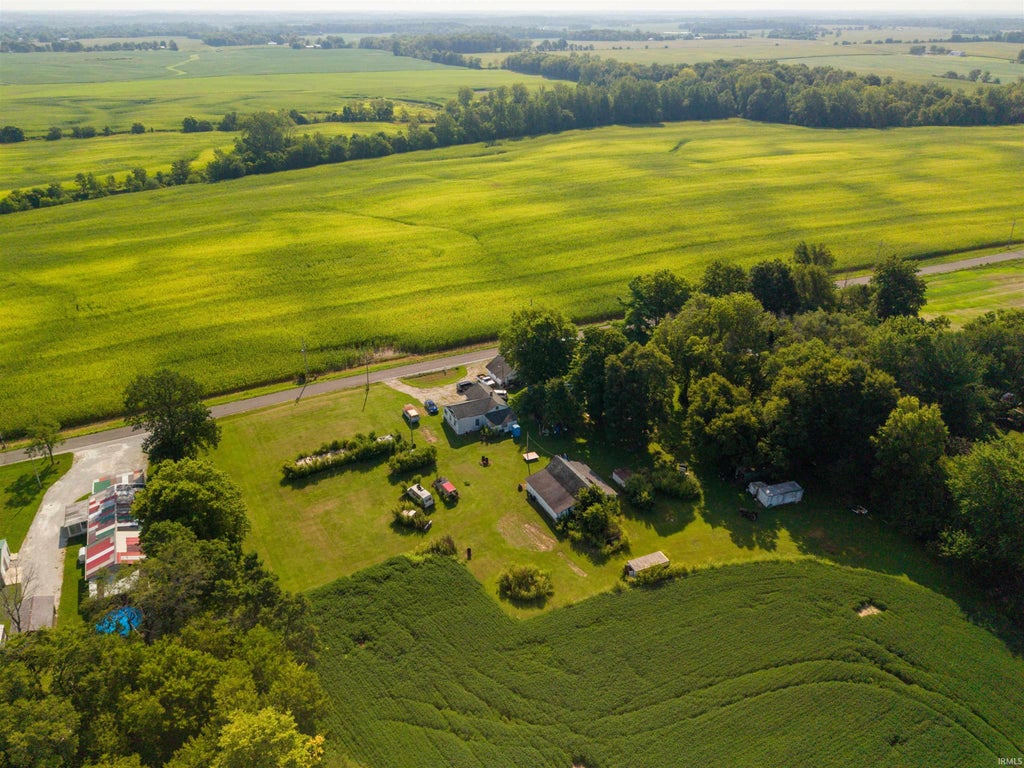 Photo of 1377 S County Road 850, New Castle, IN 47362 (MLS # 202636722)