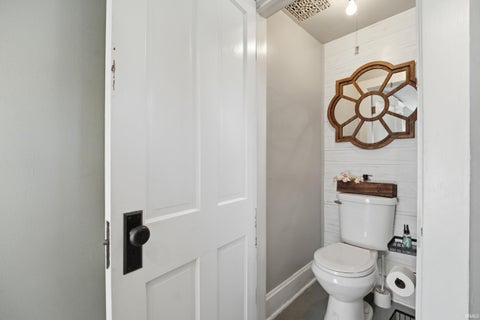 Tiny photo for 305 N Monroe Street, Williamsport, IN 47993 (MLS # 202624320)
