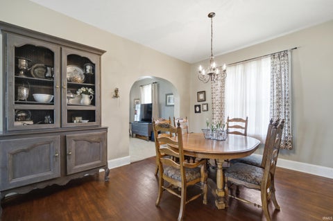 Tiny photo for 305 N Monroe Street, Williamsport, IN 47993 (MLS # 202624320)
