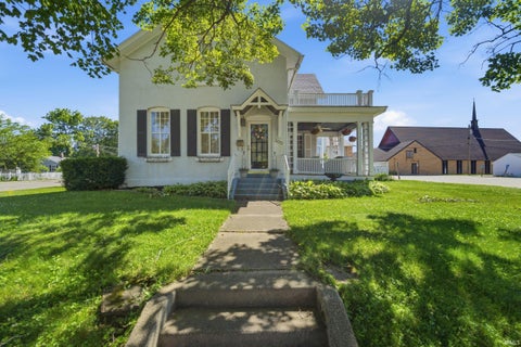 Tiny photo for 305 N Monroe Street, Williamsport, IN 47993 (MLS # 202624320)