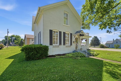 Tiny photo for 305 N Monroe Street, Williamsport, IN 47993 (MLS # 202624320)