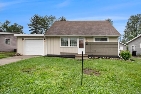 4113 York Road, South Bend, IN 46614 - #: 202519056