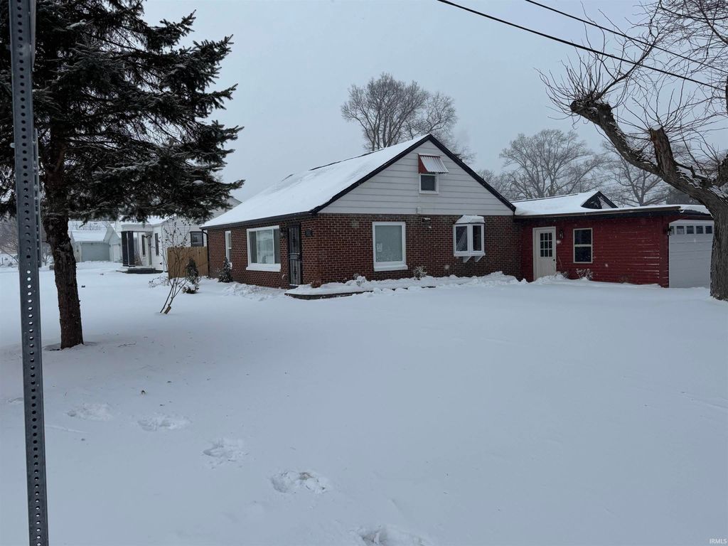 Photo of 145 E Willow Drive, South Bend, IN 46637 (MLS # 202602488)