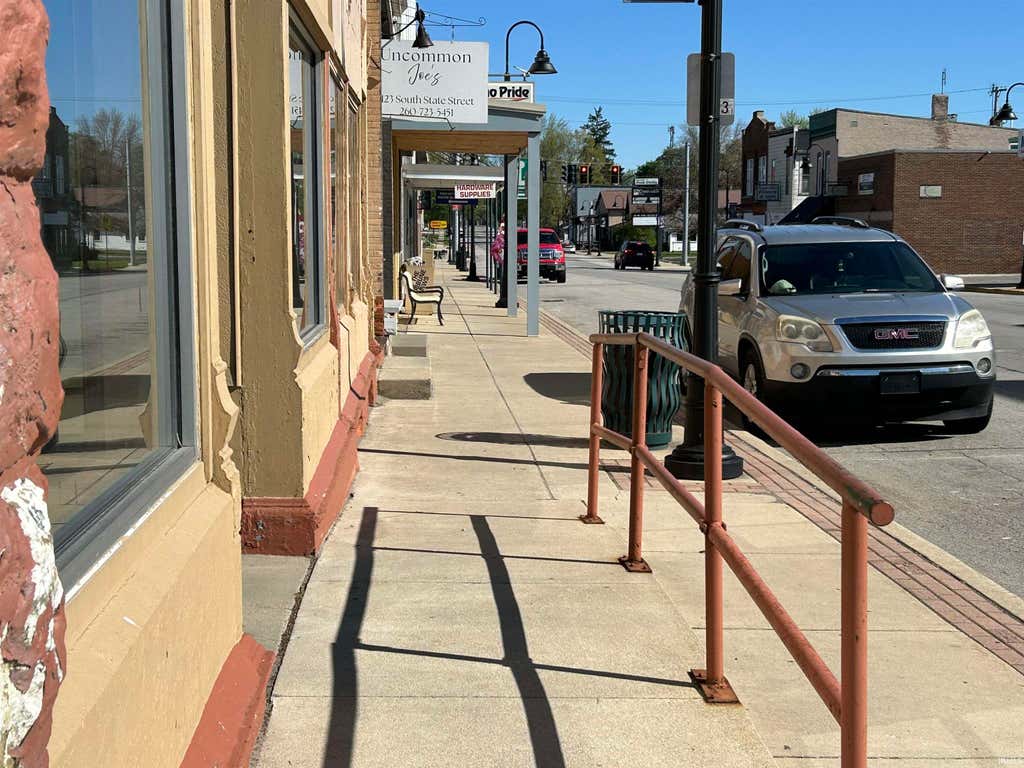 Photo of 127 S State Street, South Whitley, IN 46787 (MLS # 202631393)