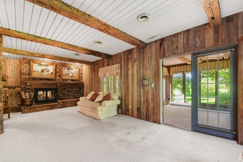 Tiny photo for 15251 Kern Road, Mishawaka, IN 46544 (MLS # 202642996)