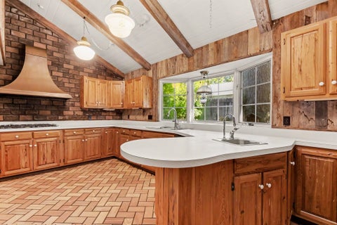 Tiny photo for 15251 Kern Road, Mishawaka, IN 46544 (MLS # 202642996)