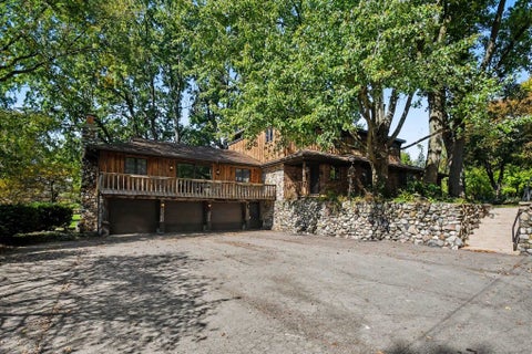 Photo of 15251 Kern Road, Mishawaka, IN 46544 (MLS # 202642996)