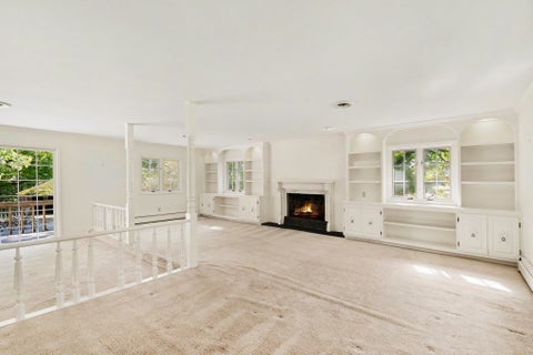 Tiny photo for 15251 Kern Road, Mishawaka, IN 46544 (MLS # 202642996)