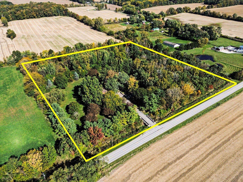 Photo of 15251 Kern Road, Mishawaka, IN 46544 (MLS # 202642996)