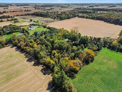 Tiny photo for 15251 Kern Road, Mishawaka, IN 46544 (MLS # 202642996)