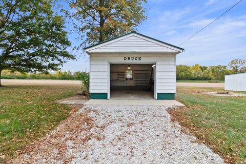 Tiny photo for 7405 W Mier 27, Converse, IN 46919 (MLS # 202541962)