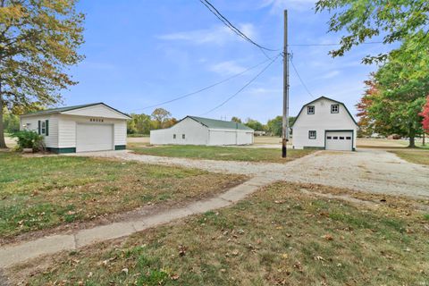 Tiny photo for 7405 W Mier 27, Converse, IN 46919 (MLS # 202541962)