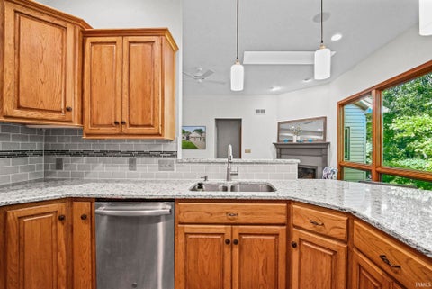 Tiny photo for 1748 Skyline Road, Lafayette, IN 47905 (MLS # 202640670)