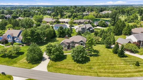 Photo of 2312 Sycamore Hills Drive, Fort Wayne, IN 46814 (MLS # 202628252)