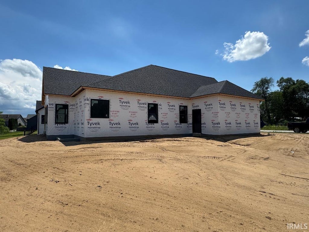 Photo of 2550 Timberstone Drive, Elkhart, IN 46514 (MLS # 202627365)