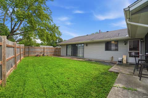 Tiny photo for 1800 Arcadia Drive, Lafayette, IN 47905 (MLS # 202634845)