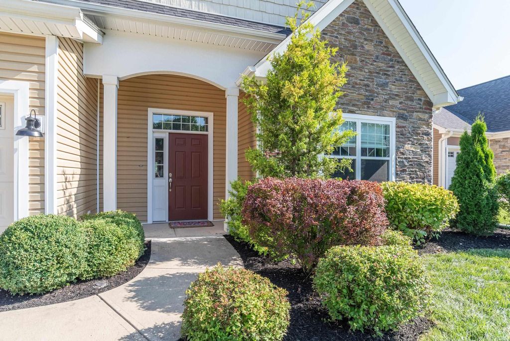 Photo of 3720 W Cheryl Drive, Bloomington, IN 47404 (MLS # 202548848)