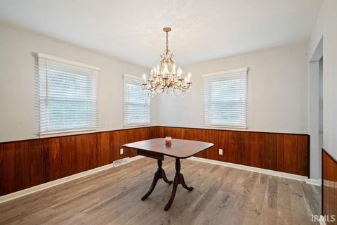Tiny photo for 5603 Ivy Court, Kokomo, IN 46902 (MLS # 202627086)