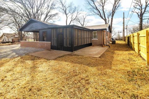 Tiny photo for 1220 Lower New Harmony Road, Mount Vernon, IN 47620 (MLS # 202605718)