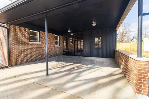 Tiny photo for 1220 Lower New Harmony Road, Mount Vernon, IN 47620 (MLS # 202605718)