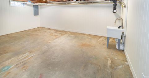 Tiny photo for 1220 Lower New Harmony Road, Mount Vernon, IN 47620 (MLS # 202605718)