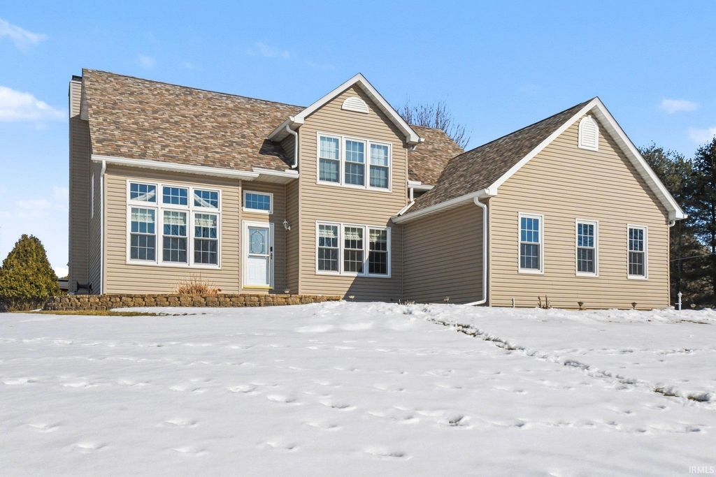 Photo of 2898 N 350 E, Rolling Prairie, IN 46371 (MLS # 202604322)