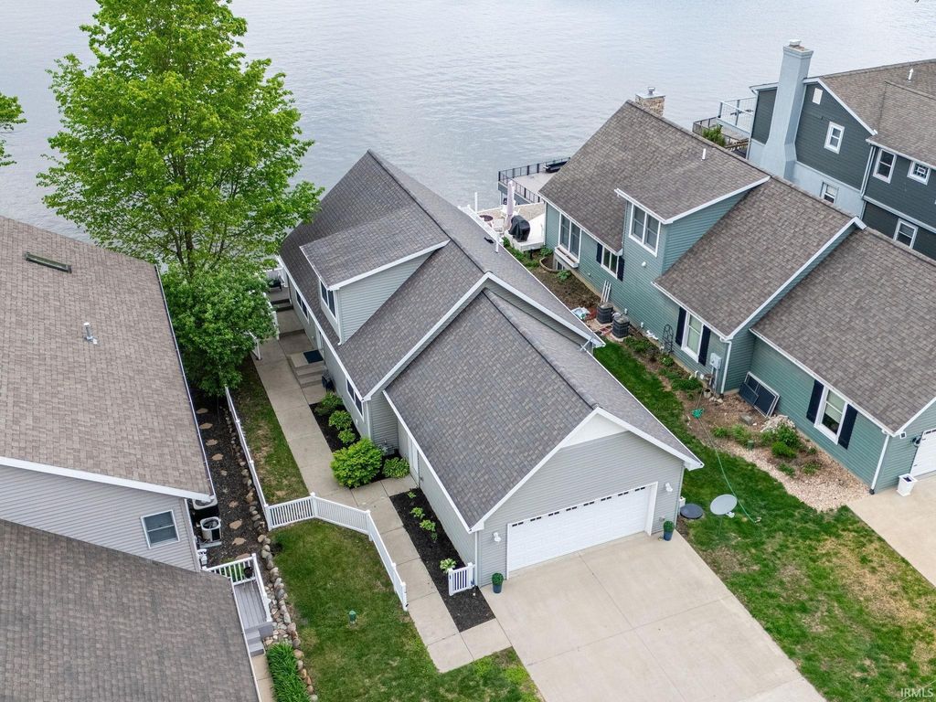 Photo of 5823 E Sheridan Road, Monticello, IN 47960 (MLS # 202615933)