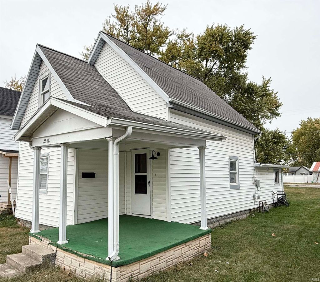 Photo of 2348 W 9th Street, Marion, IN 46953 (MLS # 202541236)