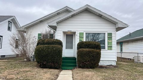 1808 W 11th Street Muncie IN 47302