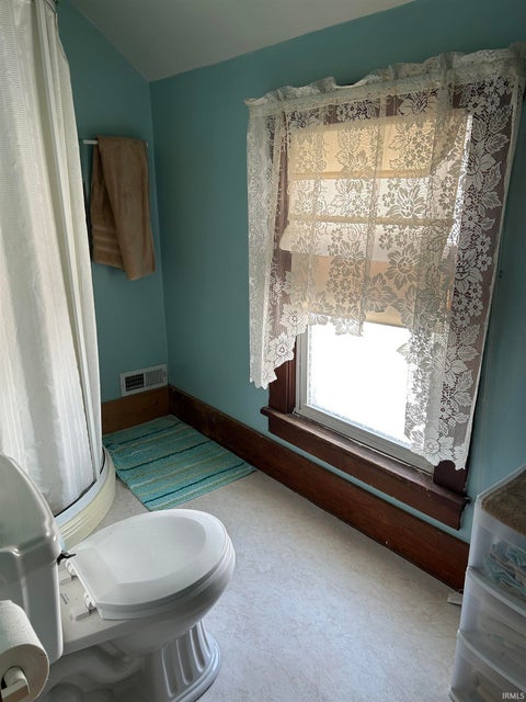 Tiny photo for 2464 E Broadway Street, Denver, IN 46926 (MLS # 202621194)