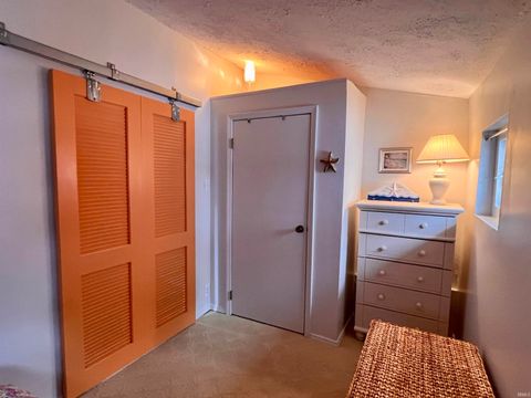 Tiny photo for 3215 Barrett Road, Rochester, IN 46975 (MLS # 202431393)