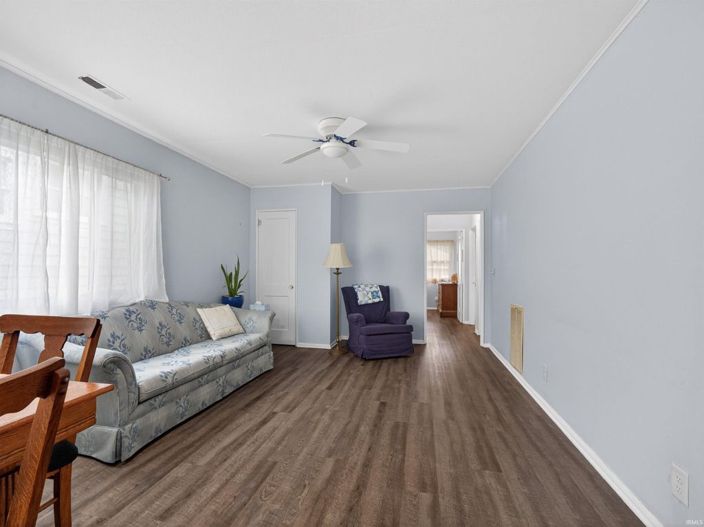 Photo of 1521 W 4th Street, Fort Wayne, IN 46808 (MLS # 202619582)