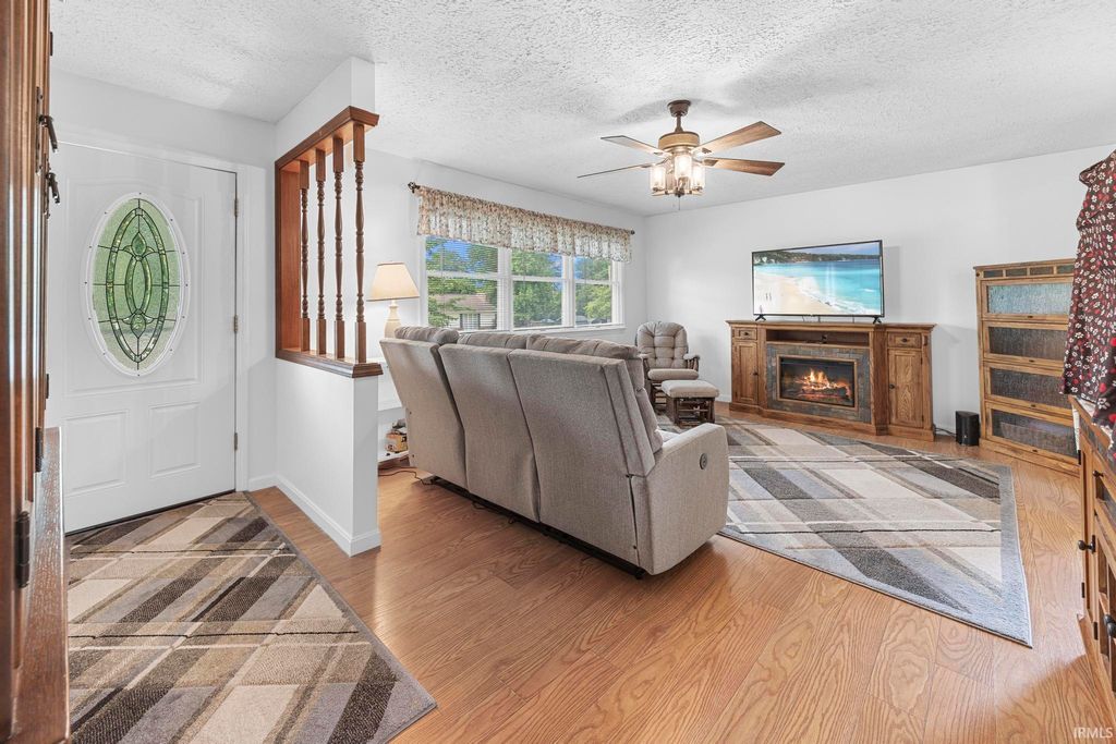 Photo of 510 Sunrise Drive, Huntingburg, IN 47542 (MLS # 202623236)