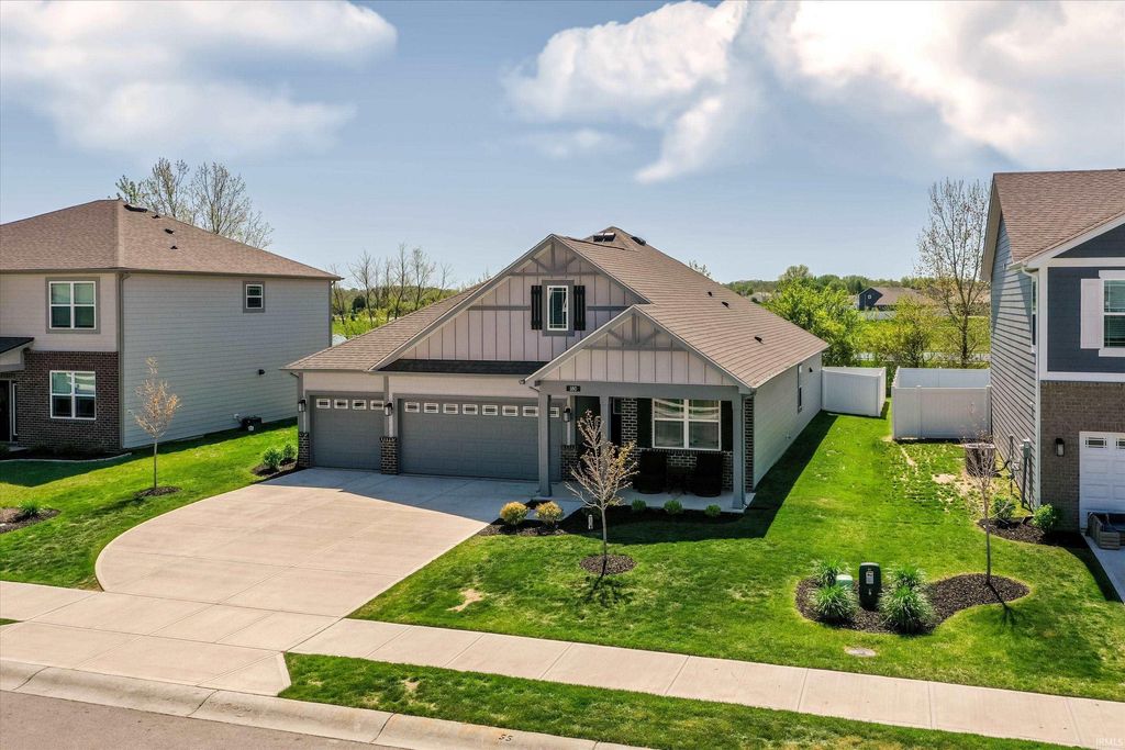 Photo of 180 Velvet Hat Road, Danville, IN 46122 (MLS # 202614847)