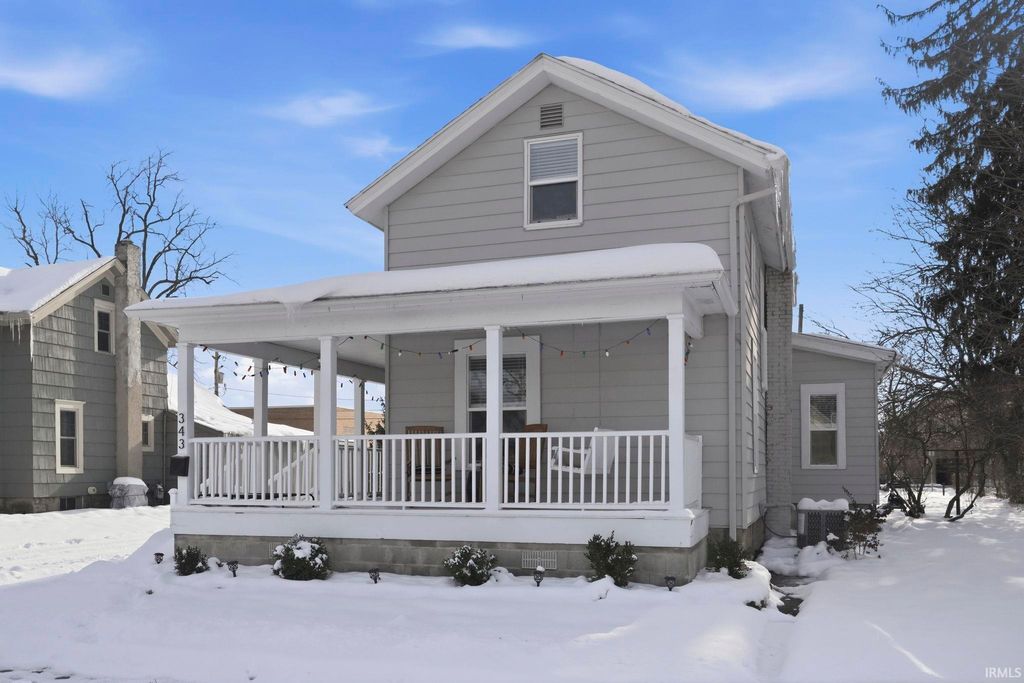 Photo of 343 W 11th Street, Auburn, IN 46706 (MLS # 202548709)